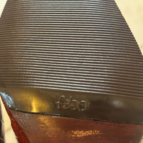 NWOT authentic crocodile leather brown booties - Picture 9 of 10